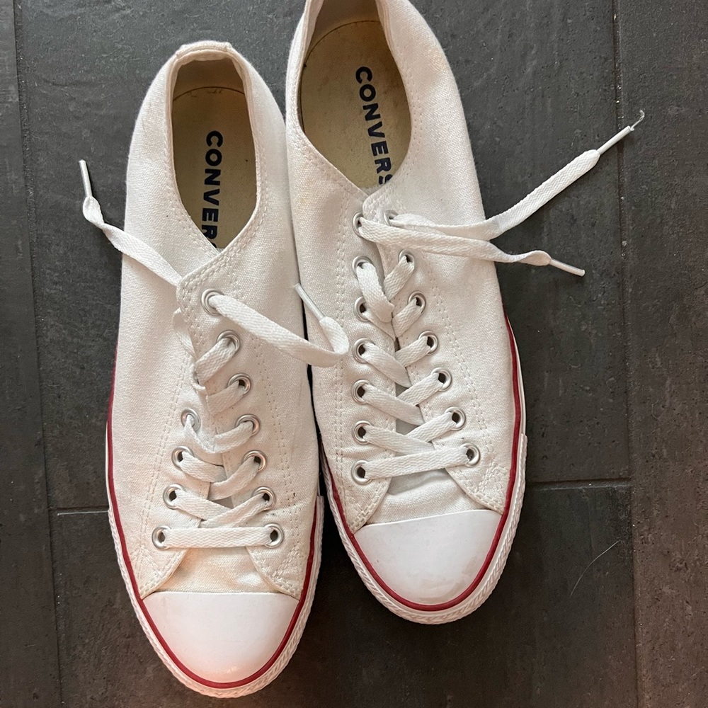 Men’s White Converse